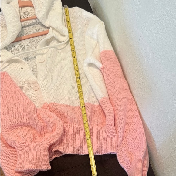 # 0589+ White and Pink Hand Knit Hooded CardiganW/ Polyester Cotton - Picture 3 of 9